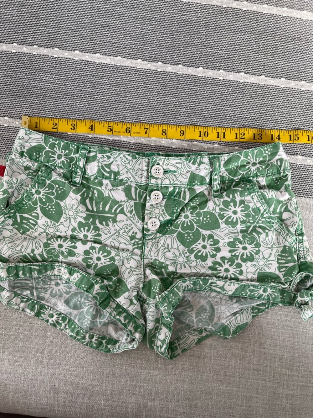Bongo Retro Vtg Y2K 90'sFloral Shorts Green White Womens Paisley Shorty Shorts 5 - Picture 10 of 14